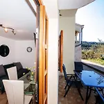شقة Roko Opacac Veli Iz,otok Iz
