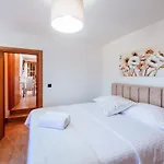 Roko Opacac Veli Iz,otok Iz Appartement