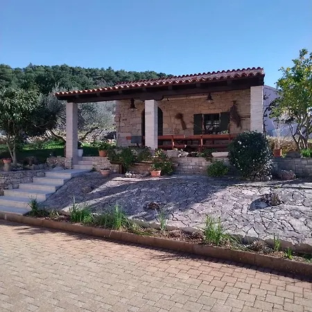 Appartement Roko Opacac Veli Iz,otok Iz *