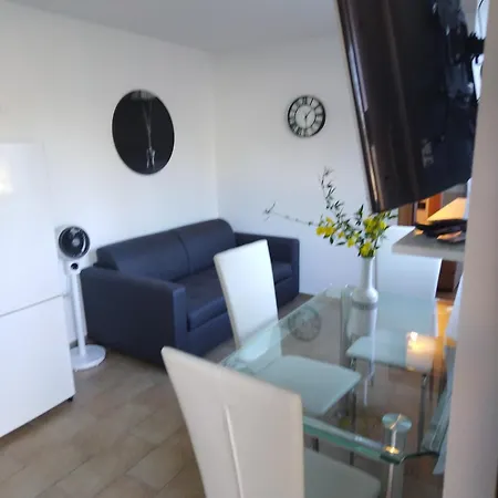 Lejlighed Roko Opacac Veli Iz,otok Iz *