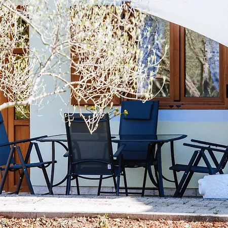 Roko Opacac Veli Iz,otok Iz * Вели-Иж