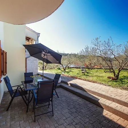Roko Opacac Veli Iz,otok Iz Appartamento Veli Iž
