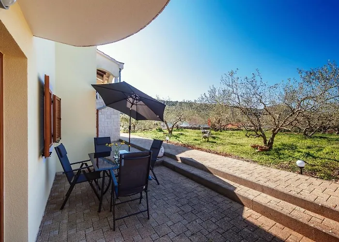 Roko Opacac Veli Iz,otok Iz Appartement Veli Iž